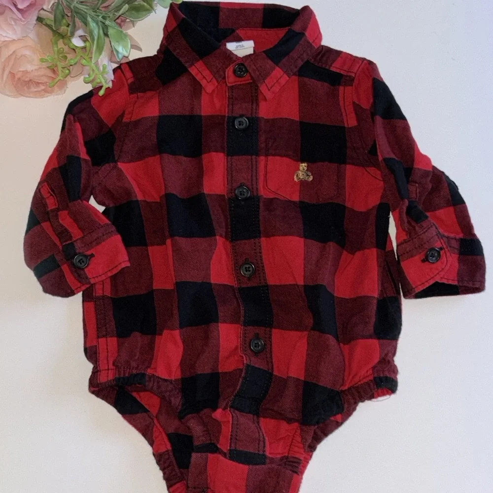 Red and Black Flannel Bodysuit 3-6M BABY GAP BUFFALO PLAID FLANNEL SHIRT